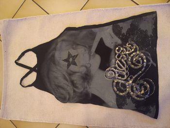 Très joli débardeur GUESS – Taille M