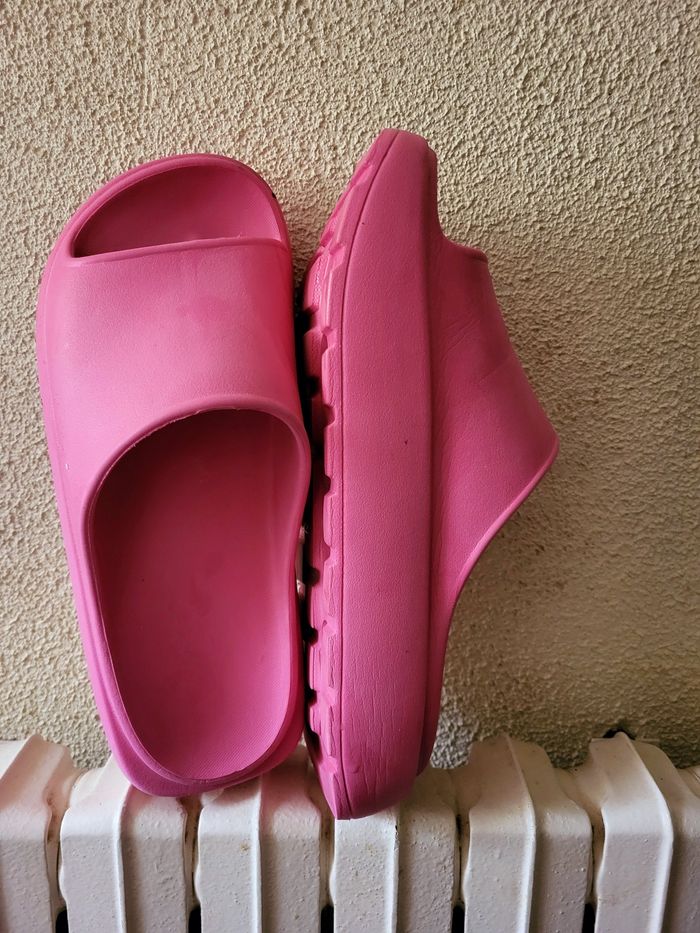 Claquette 🩷 - photo numéro 5