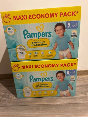 160 couches Pampers prenium protection taille 5