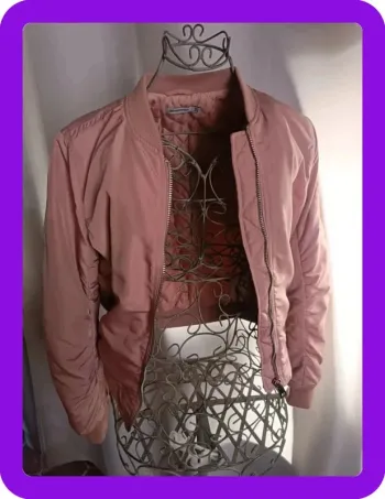 Blouson Stradivarius taille xs
