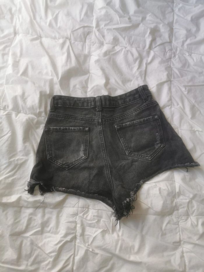 Lot de 2 shorts taille 34 - photo numéro 3