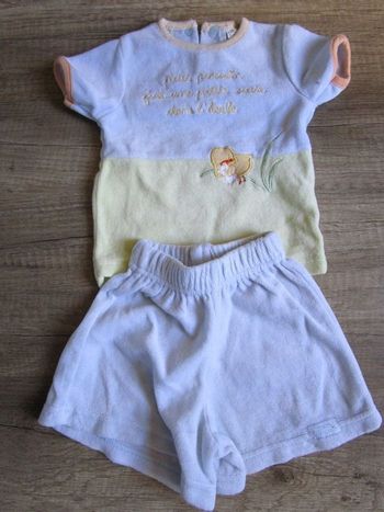 Ensemble short tee shirt en éponge 1 mois