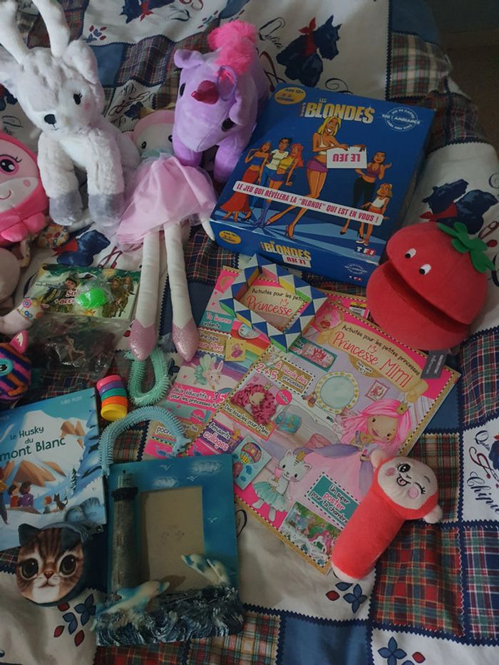 🌸Lots fille 10 peluches + 3 offert + jouet + livre - photo numéro 3
