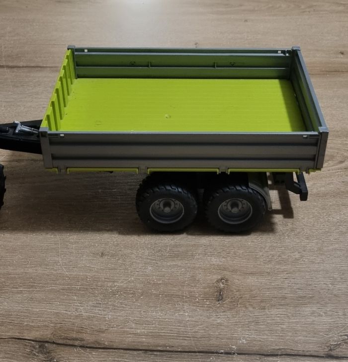 Tracteur Claas avec remorque Bruder - photo numéro 7