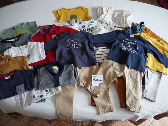 Gros lot de Vêtements Tape à l'oeil (24 pièces) pour garçon en 6 mois