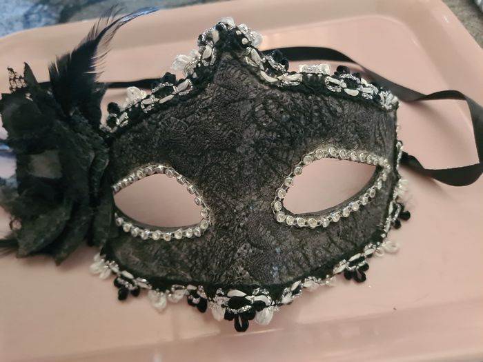 Masque vénitien.  Loup. Noir. - photo numéro 2
