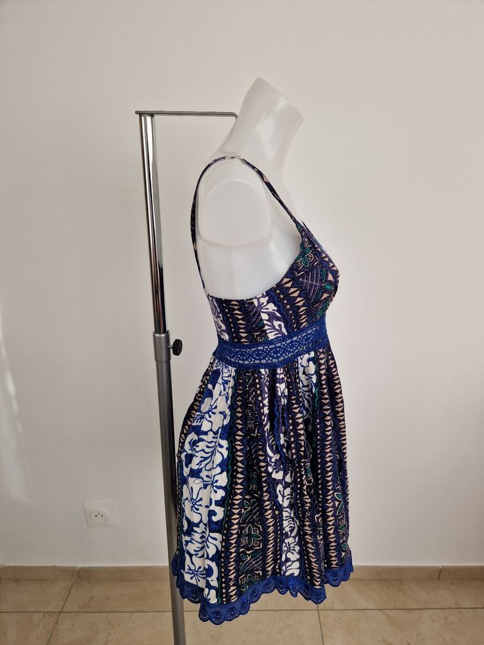 Robe bleu fleurie polynésienne - photo numéro 7