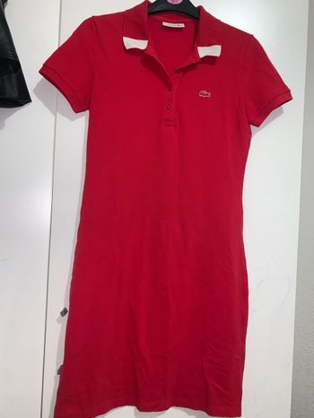 Robe Lacoste