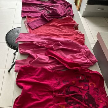 Lot 4 articles 8 ans