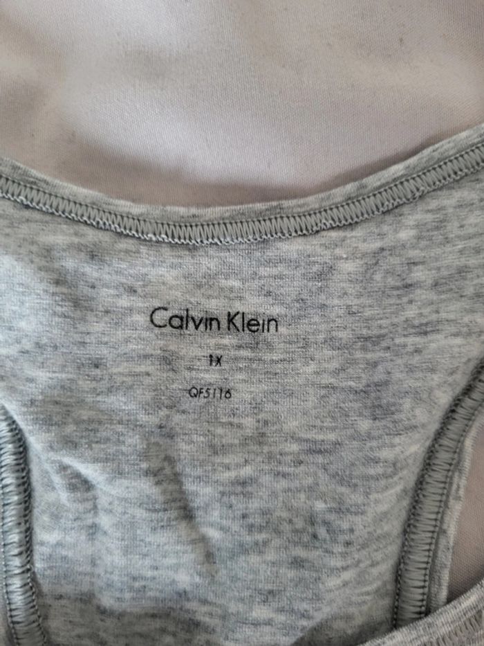 Brassière Calvin Klein 1XL neuf - photo numéro 3