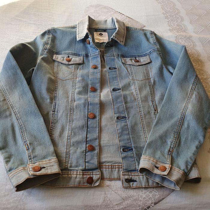 Veste en jean de taille 14ans