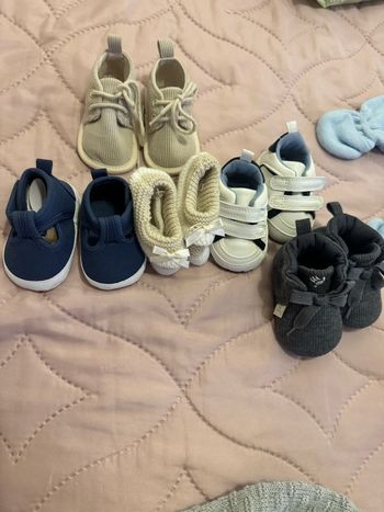 Chaussures  bébé 1-3 mois lot