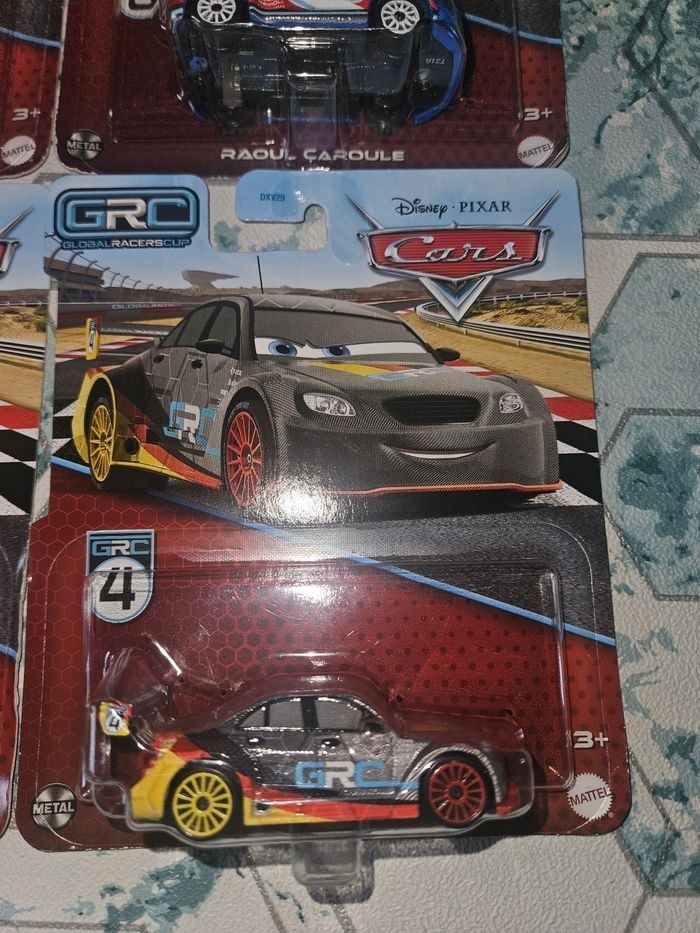 4 voitures cars Mattel neuves Disney Pixars série spéciale GRC - photo numéro 6