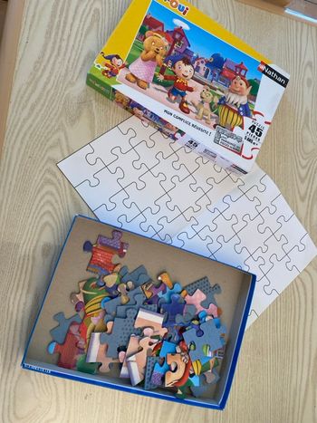 Puzzle oui oui 45 pièces avec marquage des pièces 