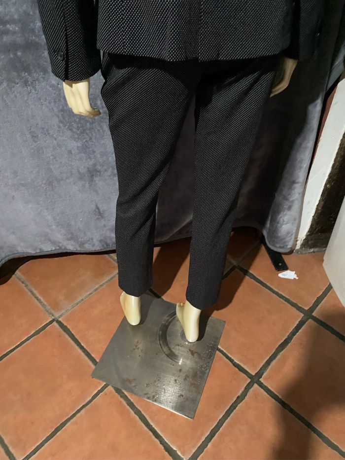 Blazer taille 36 et pantalon  taille 34 cintré noir et blanc Zara taille 34 - photo numéro 6