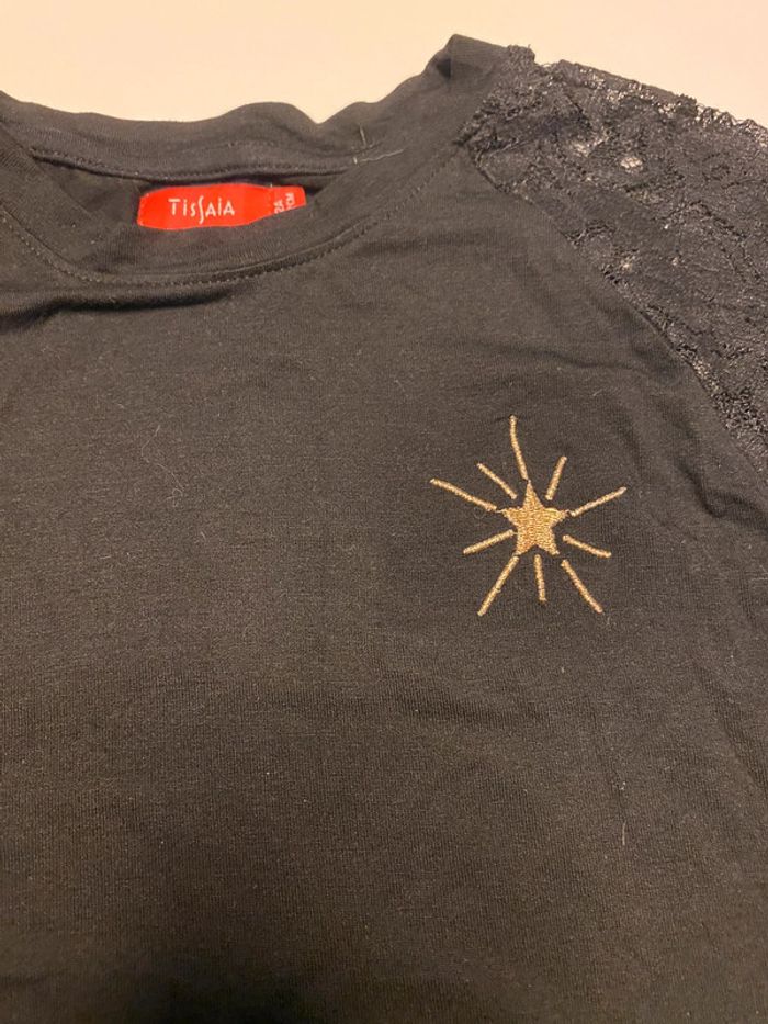 Tee shirt noir Manches dentelle neuf 12 ans - photo numéro 3