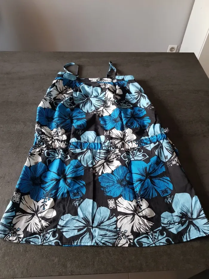 Robe Pacific Motion  taille 38 - photo numéro 3