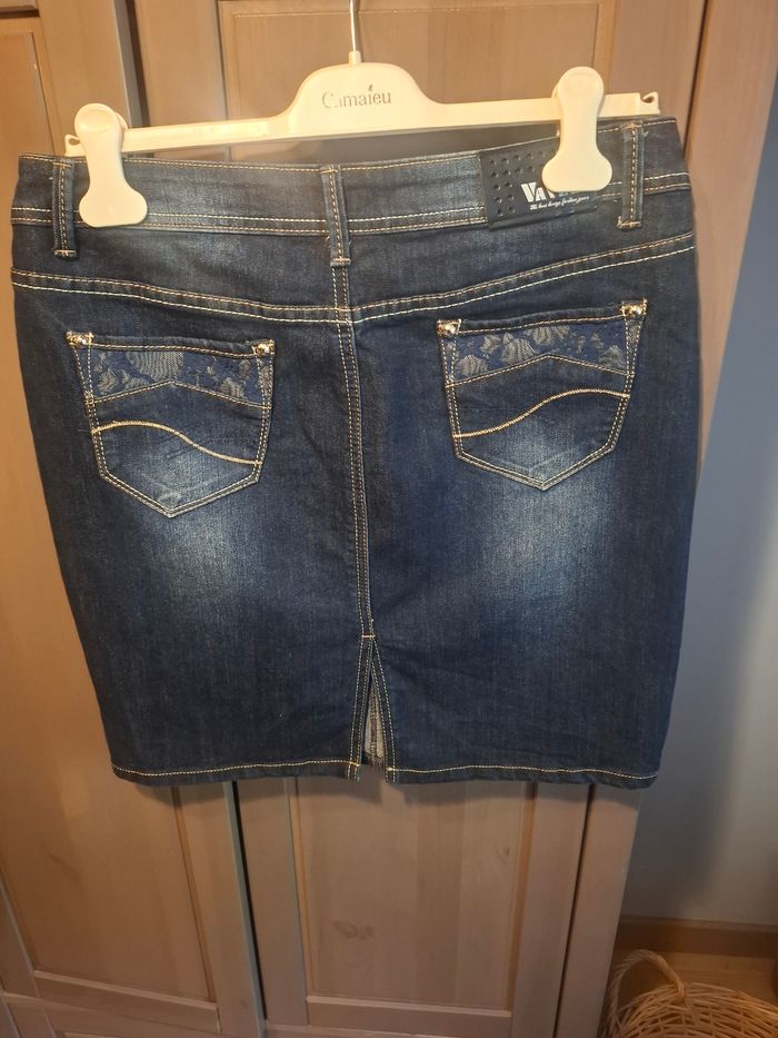 Jupe 42 - photo numéro 2