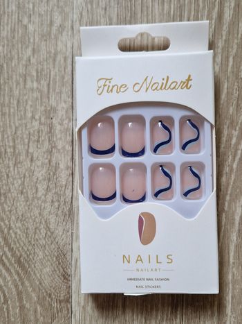 Faux ongles