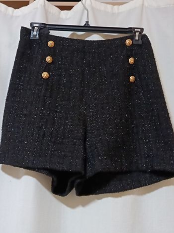 Short en tweed noir
