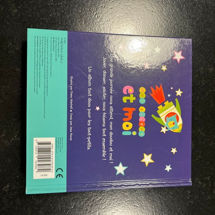 Livre avec doudou - photo numéro 2