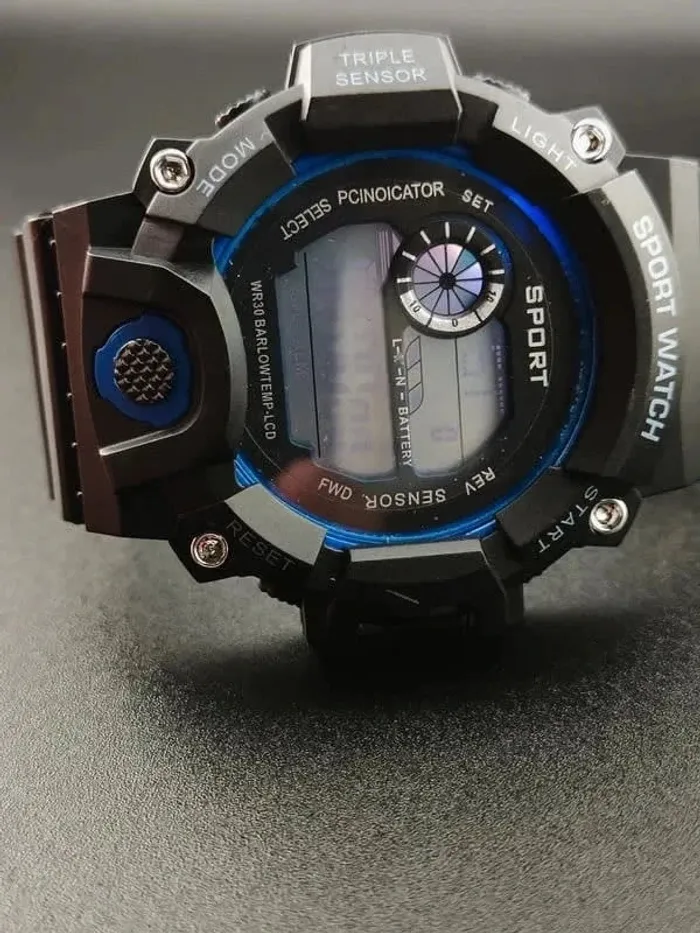 Montre bleue & noire, digitale, multifonctions - photo numéro 9