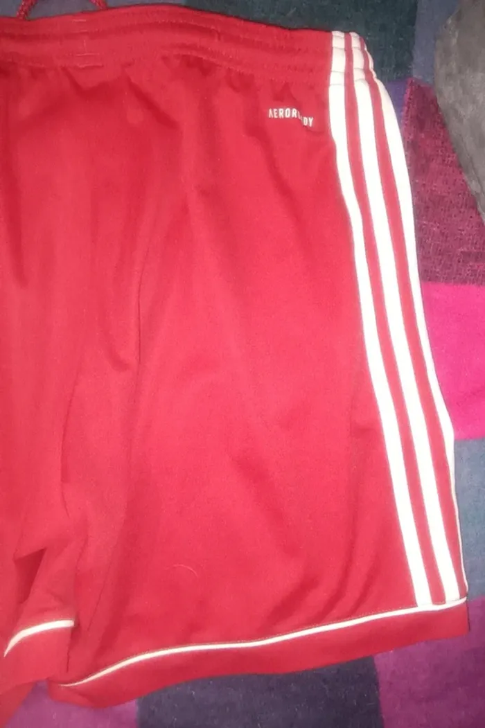 Short de sport rouge Adidas - photo numéro 6