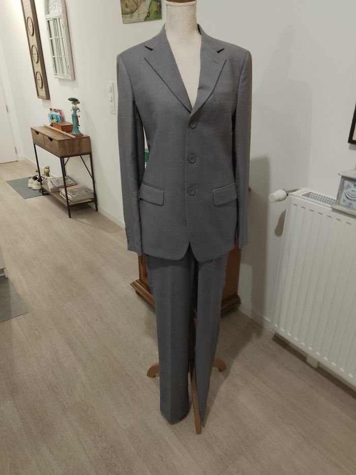 Costume gris clair toutes saisons homme '' Sans Marques''