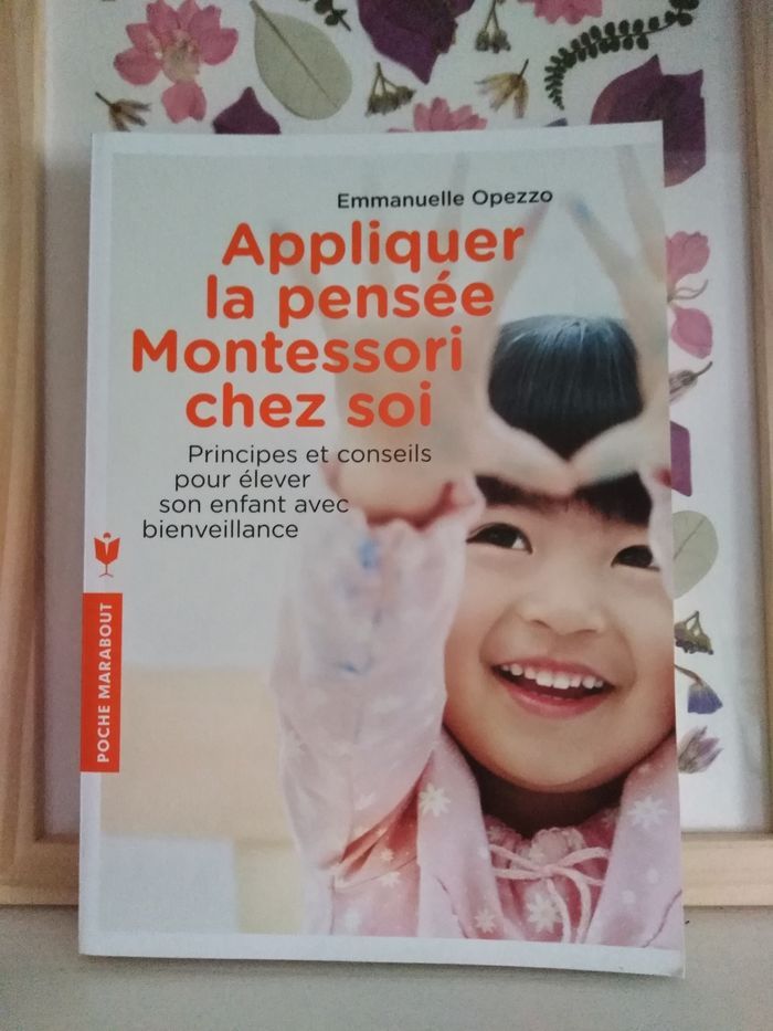 Livre appliquer la pensée Montessori chez soi d'Emmanuelle opezzo - photo numéro 1