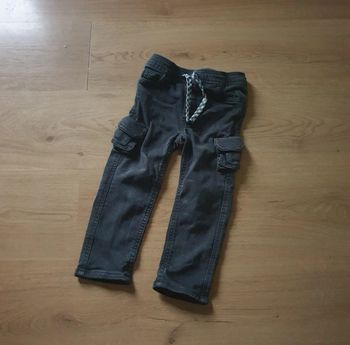 💚 Pantalon avec poches sur les côtés 3 ans Kiabi #emyfleury_3ansgarçon