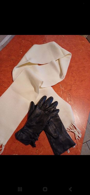 Ensemble écharpe  / gants femme taille 38