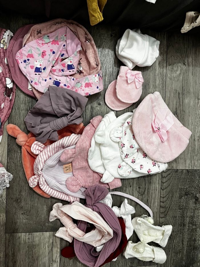Énorme lot +163 articles – Bébé 0-6 mois– Hiver et été – Bon état - photo numéro 3