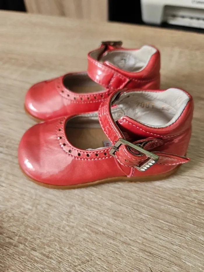 Chaussures babies vernies Romagnoli 18 - photo numéro 2