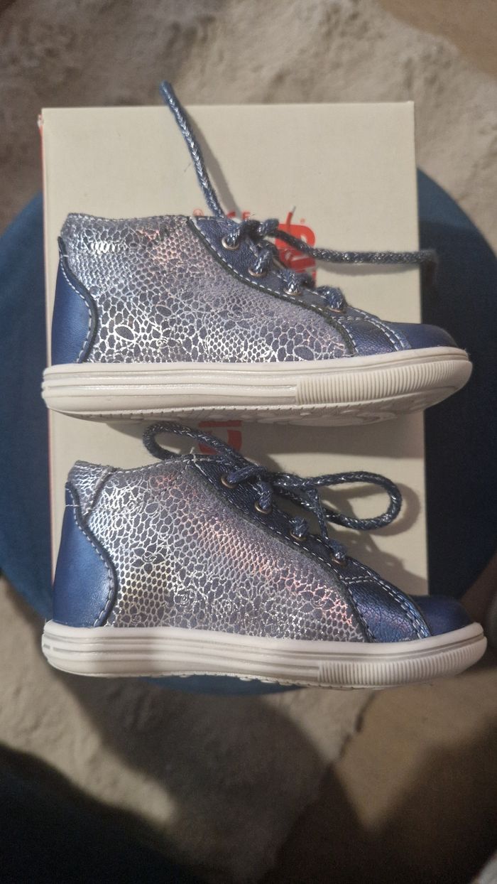 Chaussure bébé - photo numéro 6