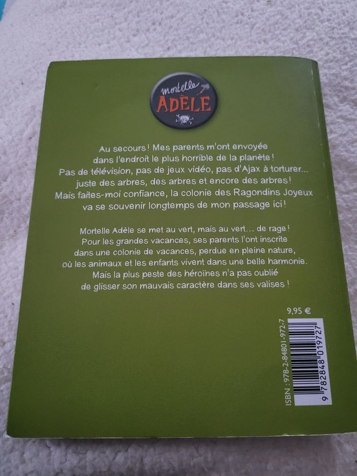 mortelle adèle pas de pitié pour les nazebroques  (6e) - photo numéro 5