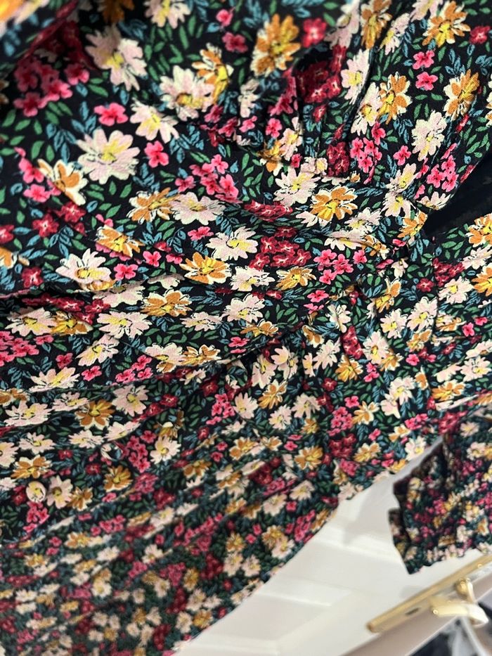 Robe fleurie Zara - photo numéro 2