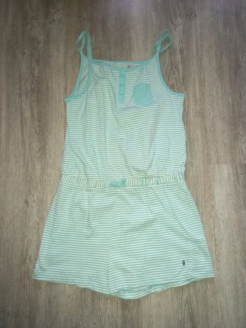 combishort rayé bleu clair et blanc okaïdi taille 12 ans