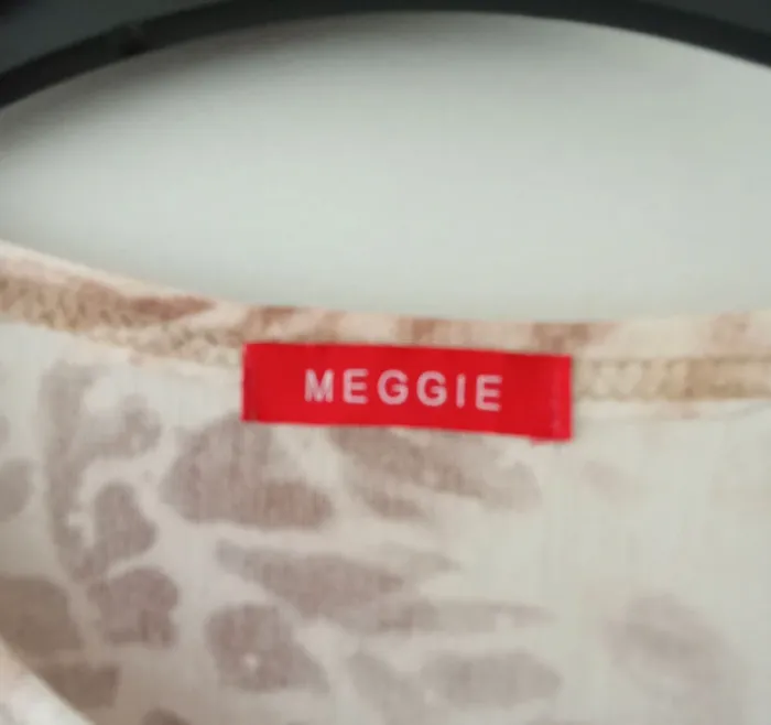 Haut femme ⭐ très bon état ⭐ Taille 48 ⭐ Meggie - photo numéro 3