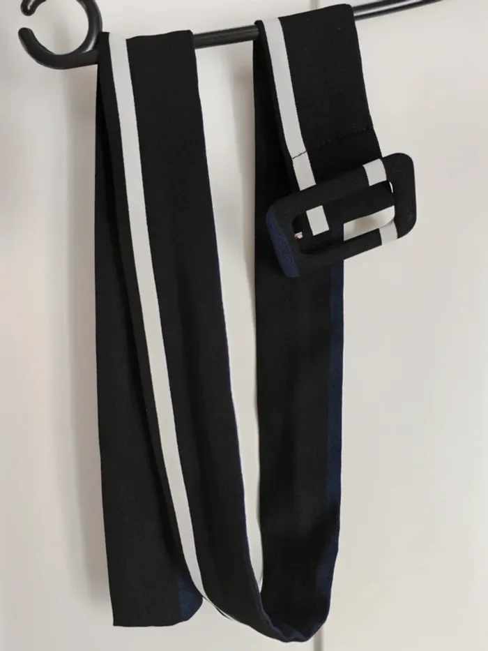 Short à rayures - photo numéro 5