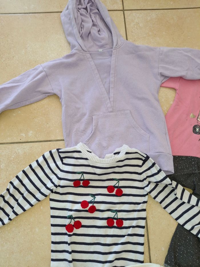 Lot 9 pull/sweat automne hiver 3 ans fille TB état a neuf - photo numéro 2