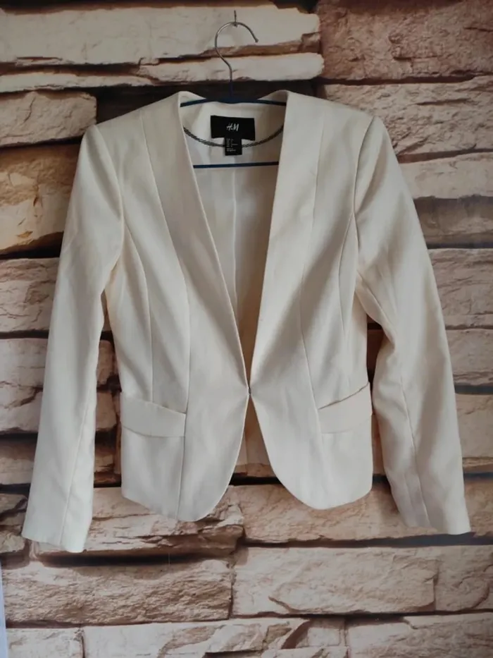 🌸Blazer blanc H&M Taille 34🌸 - photo numéro 2