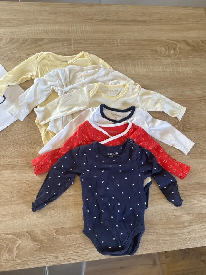 Lot 6 bodies manches longues 6 mois