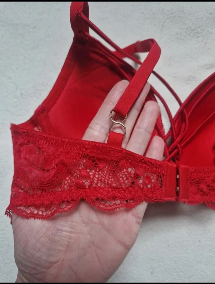 Lot de 2 jolie soutien-gorge undiz taille 85A - photo numéro 11