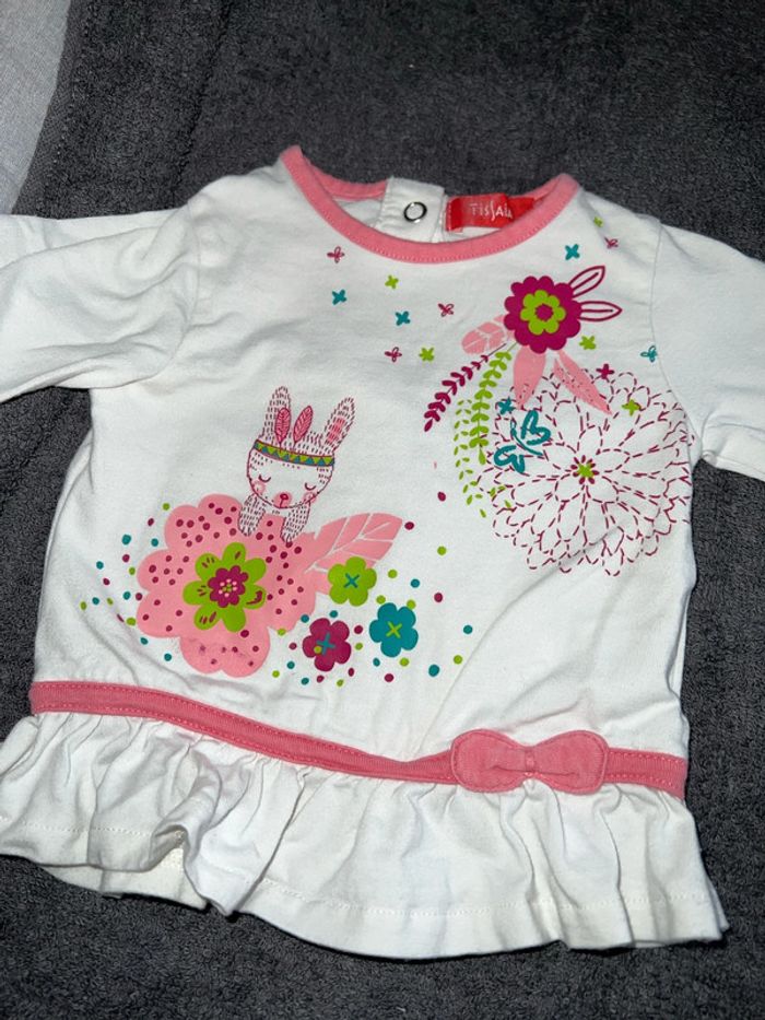 Tee shirt Bebe - photo numéro 2