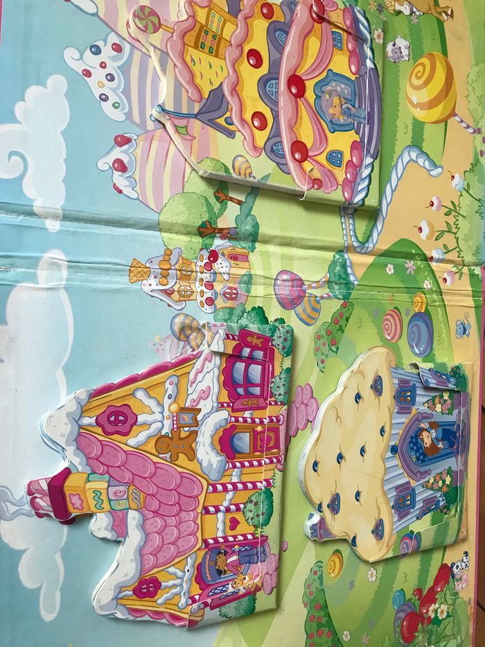 6 petits livres avec Charlotte aux fraises et tous ses amis - photo numéro 3