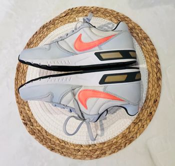 Baskets Nike pointure 38