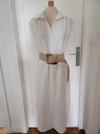 Longue robe chemise sans manches