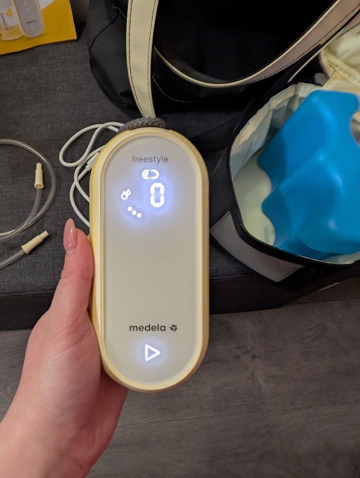 Tire lait Medela Freestyle flex sur batterie - photo numéro 3