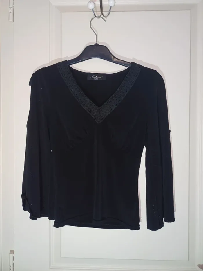 Blouses  Jolina