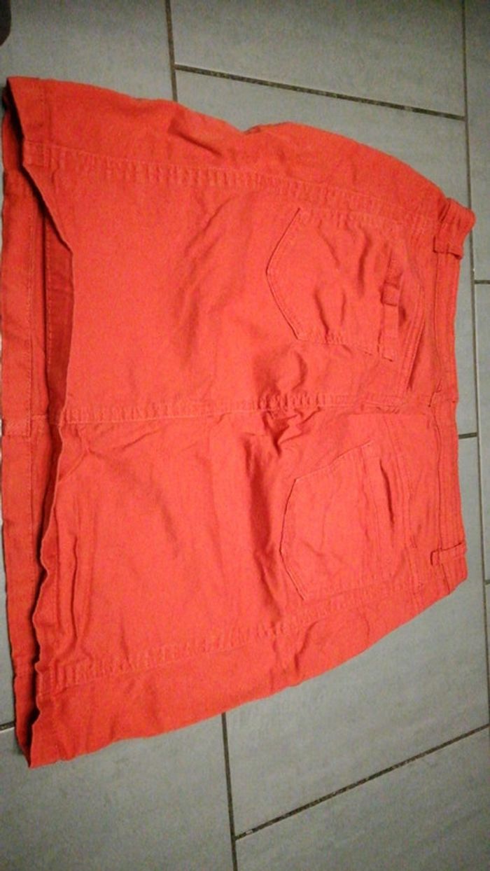Jupe 40 super u vermillon - photo numéro 2